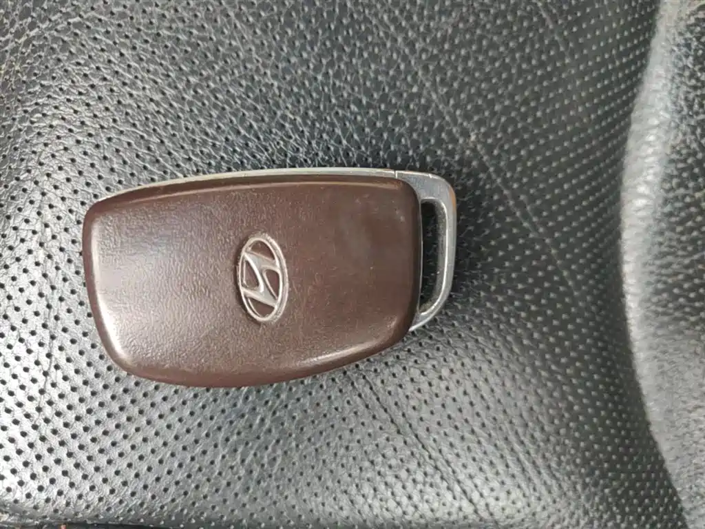 Hyundai Sonata 2015 1.6T GLS Smart фото 9