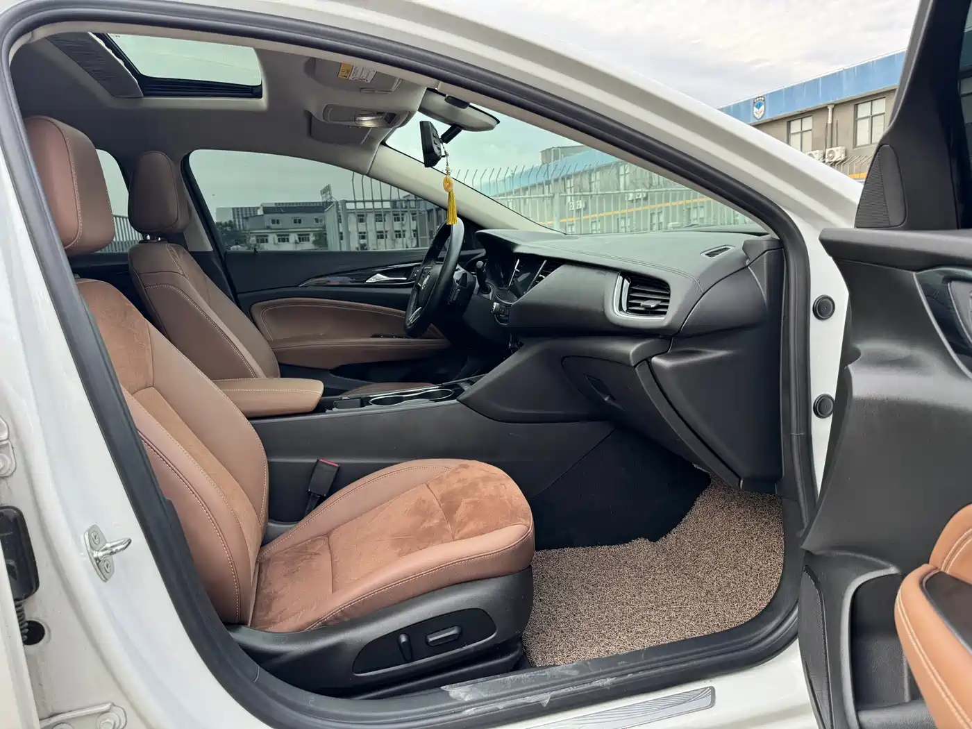 BUICK REGAL