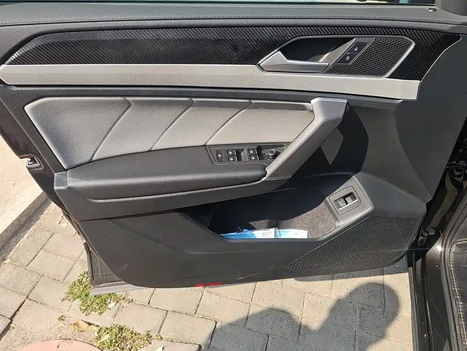 Volkswagen Tayron 2025 2025 Shared Joy 330TSI