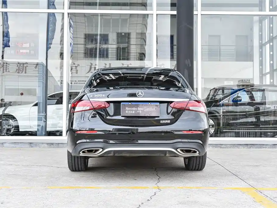 Mercedes-Benz E-Class 2022 E 300 L Sport Fashion фото 5