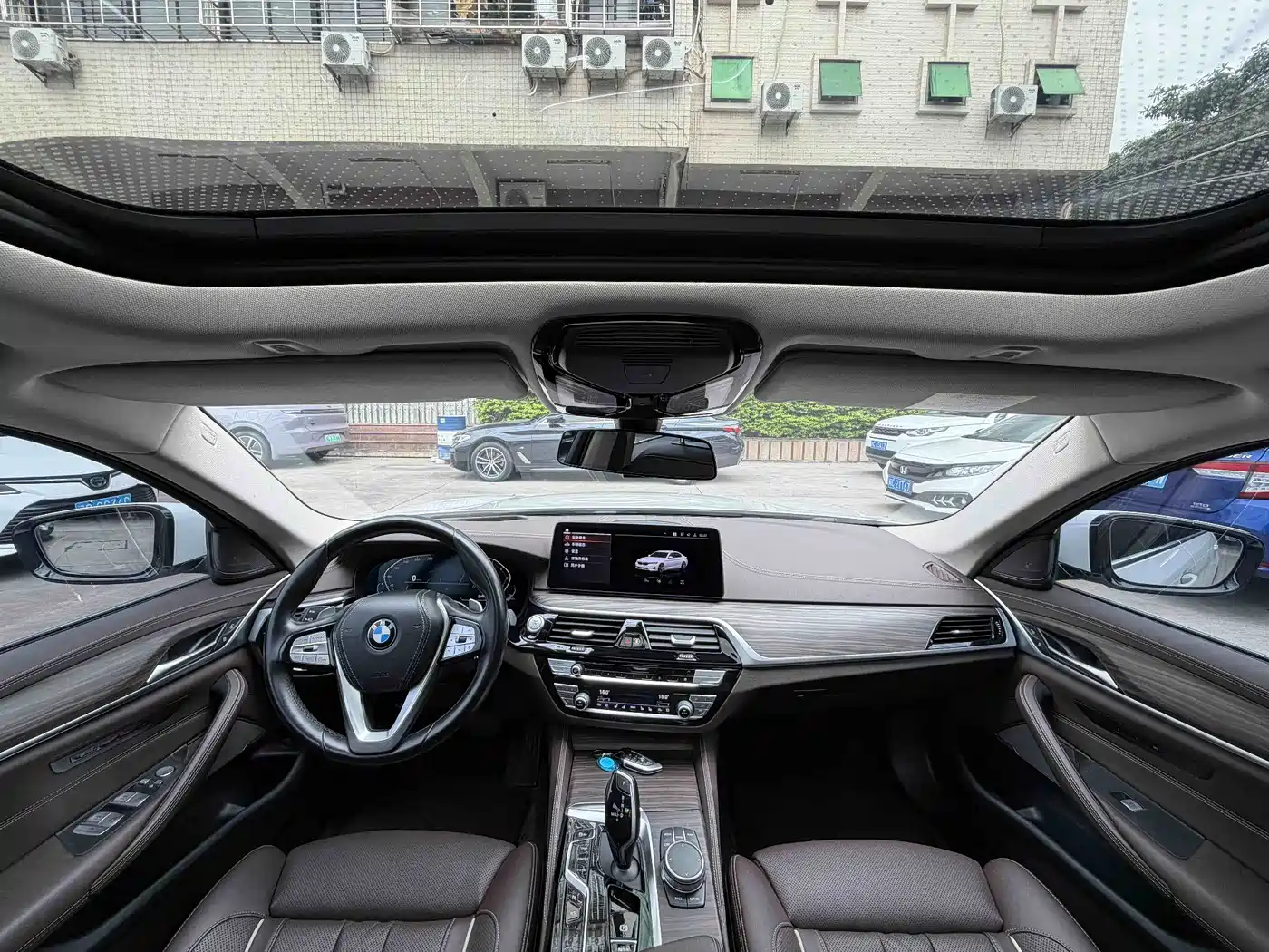 BMW 5 Series 2021 530Li Premium Luxury Package фото 7