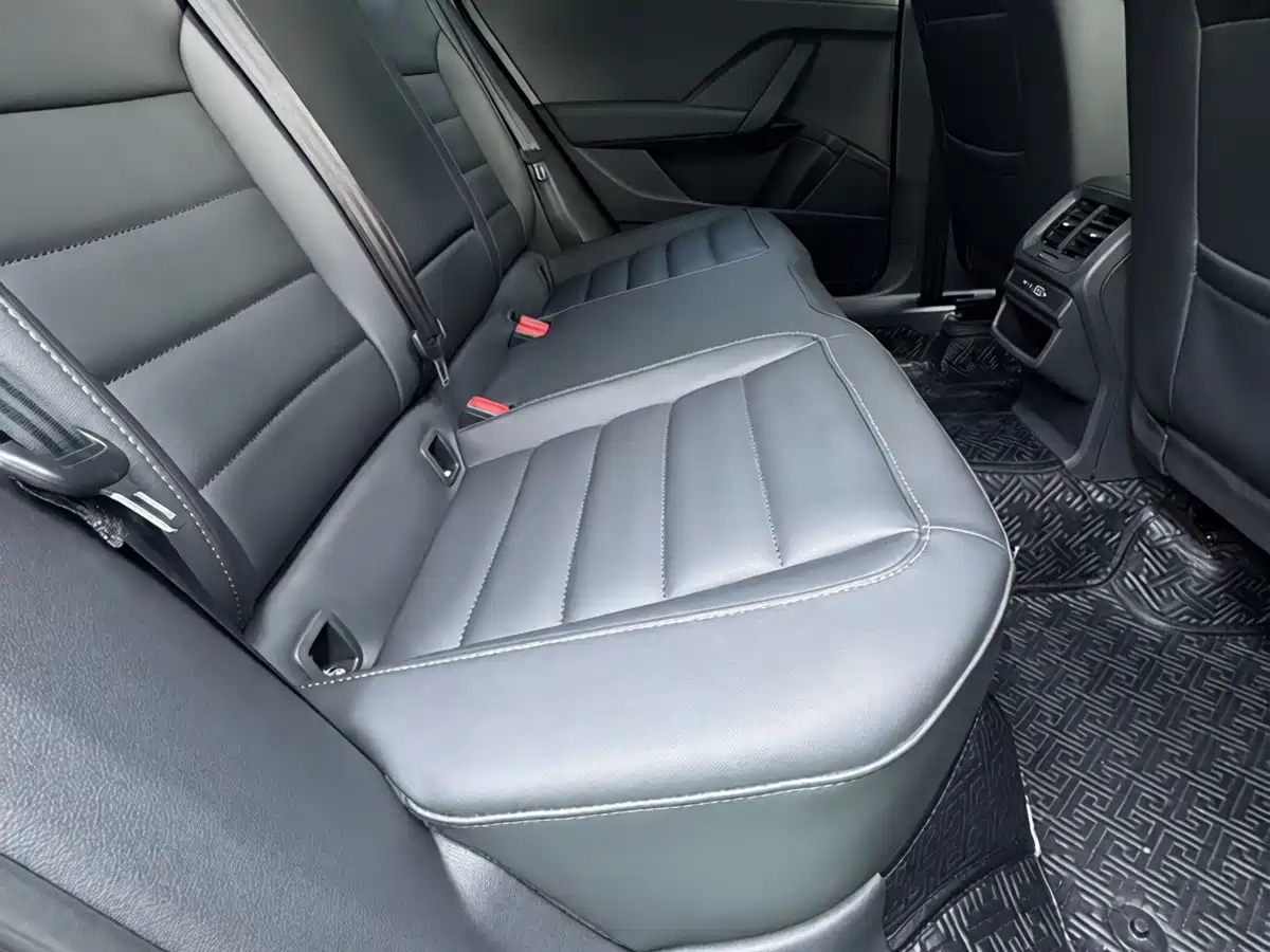 Volkswagen Tharu 2022 280TSI FWD Luxury Edition фото 11