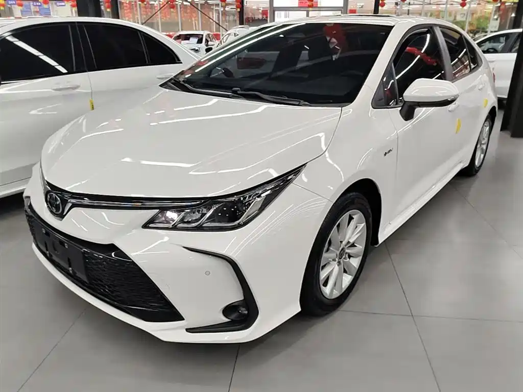 Toyota Corolla 2024 Model 1.8L Smart Hybrid Elite Edition фото 2