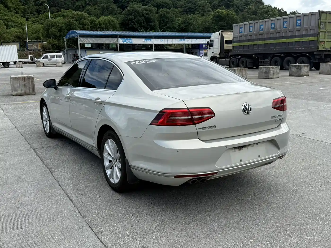 Volkswagen Magotan 2017 330TSI DSG Leading фото 7