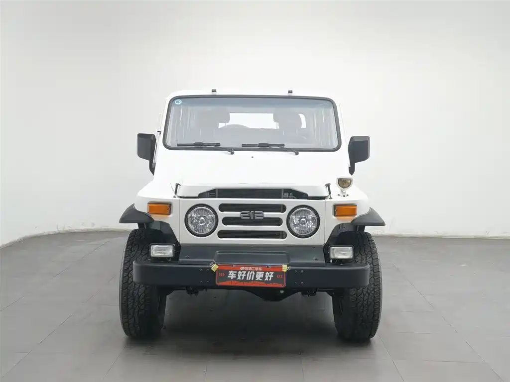 BAW (Beijing Automobile Works) 212 Classic 2023 Sniper 2.4T Manual Lightweight Edition фото 3