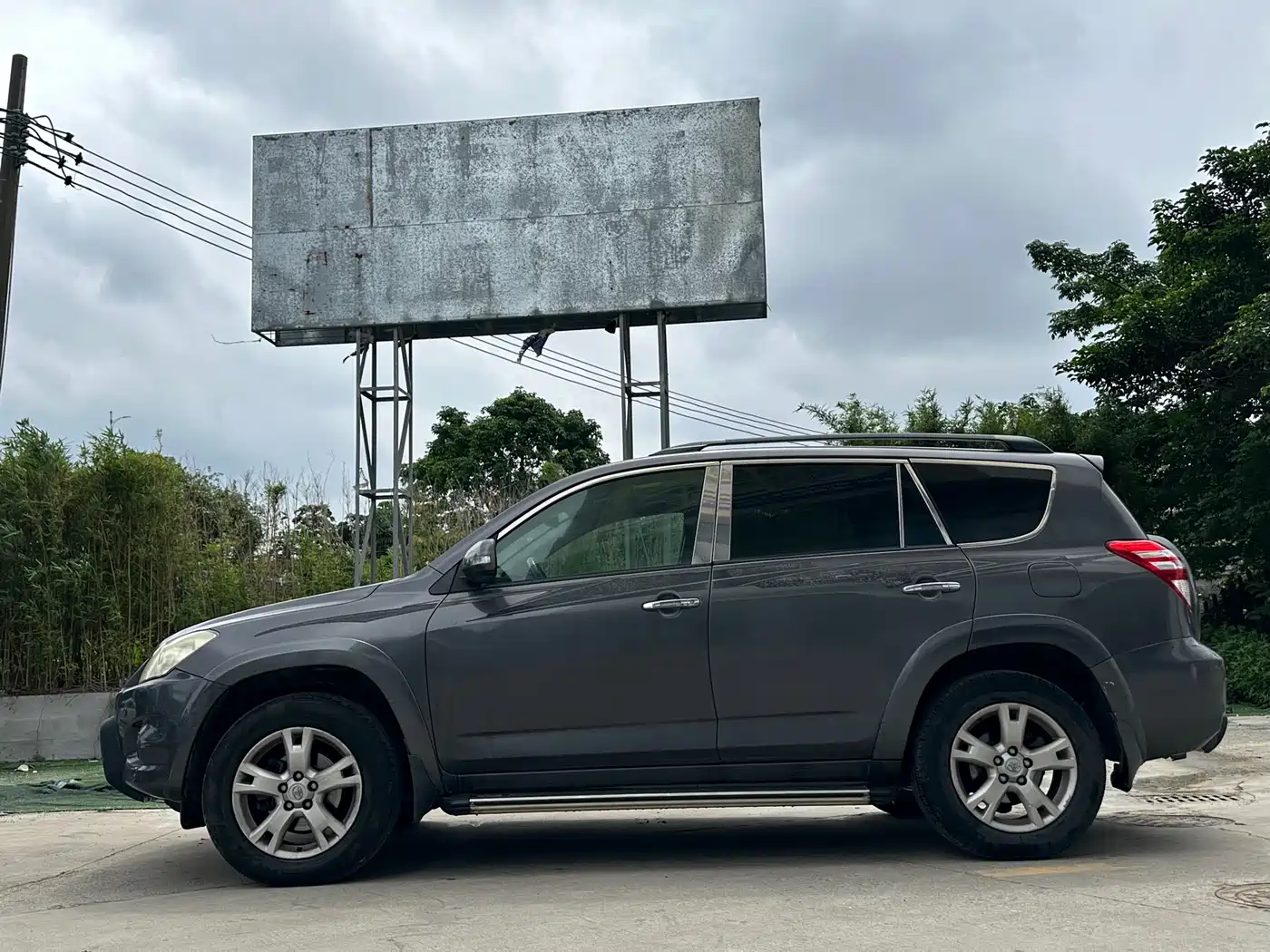 Toyota RAV4 Rongfang 2011 2.4L Automatic 4WD Luxury Edition фото 8