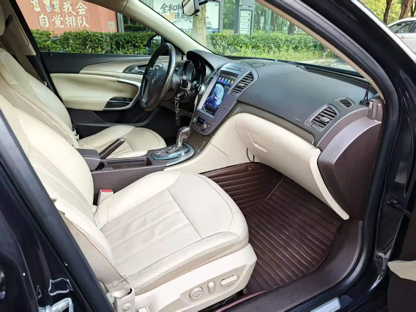 Buick Regal 2009 2009 2.0T Luxury Sport Edition