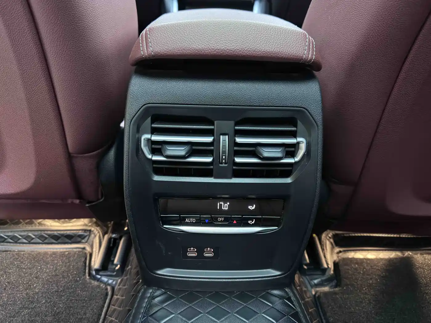 BMW 3 Series 2023 320Li M Sport Package фото 19