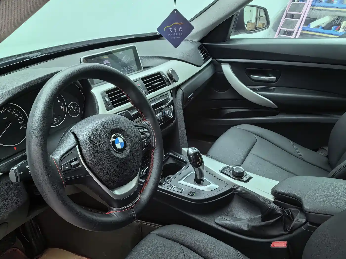 BMW 3 Series GT 2017 320i Fashion фото 7