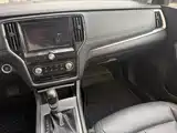 Фото 8 - Roewe i6