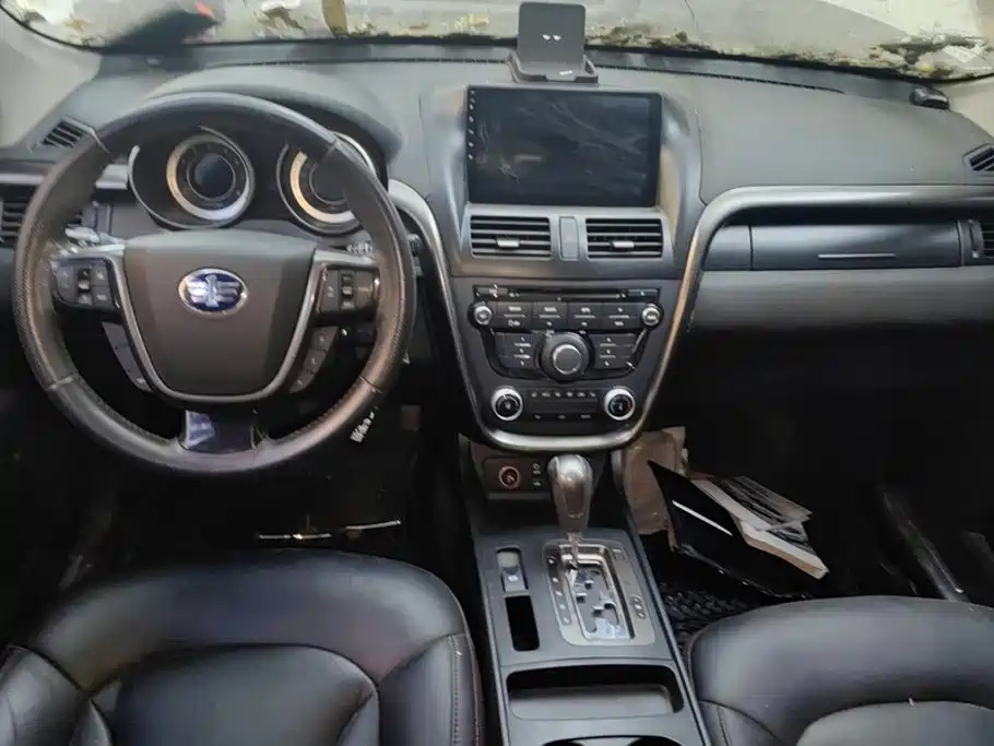 Besturn X80 2015 2015 2.0L Automatic Comfort