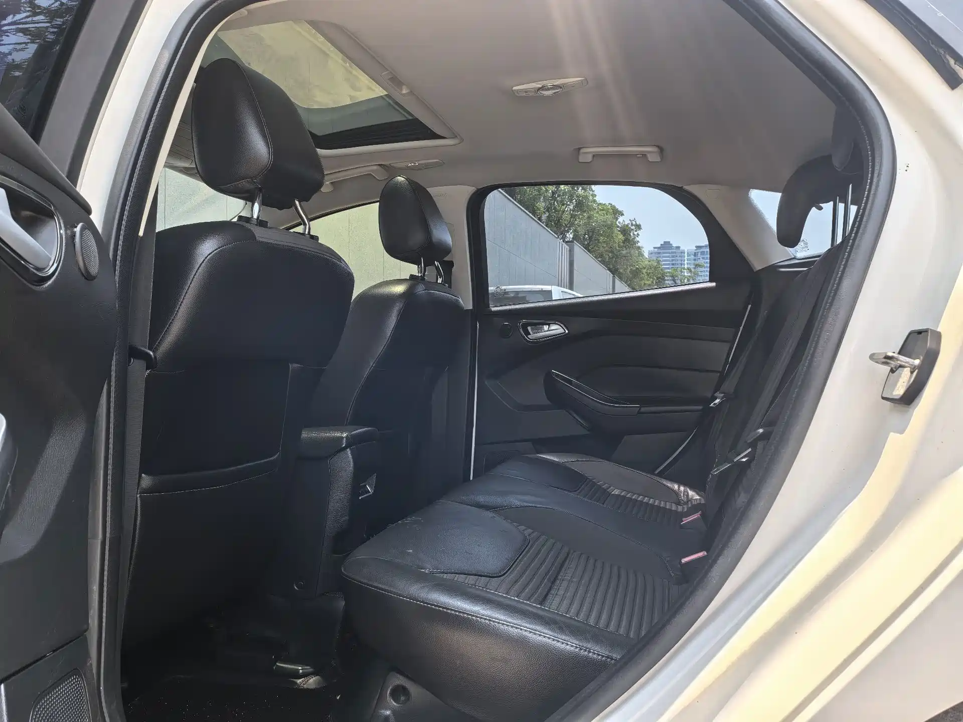 Фото 6 - Ford Focus