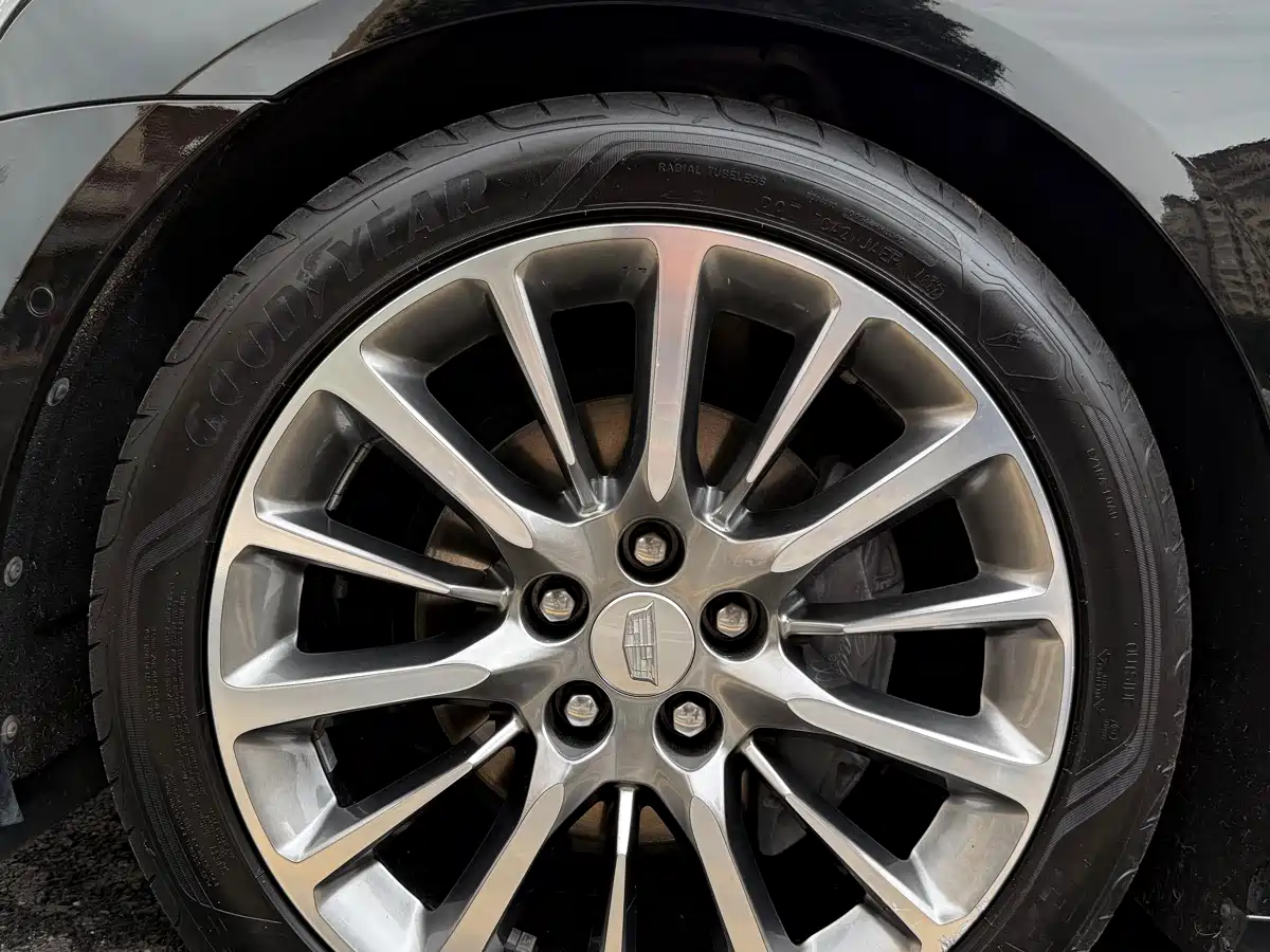 Cadillac CT6 2019 28T Leading Sport Model фото 14
