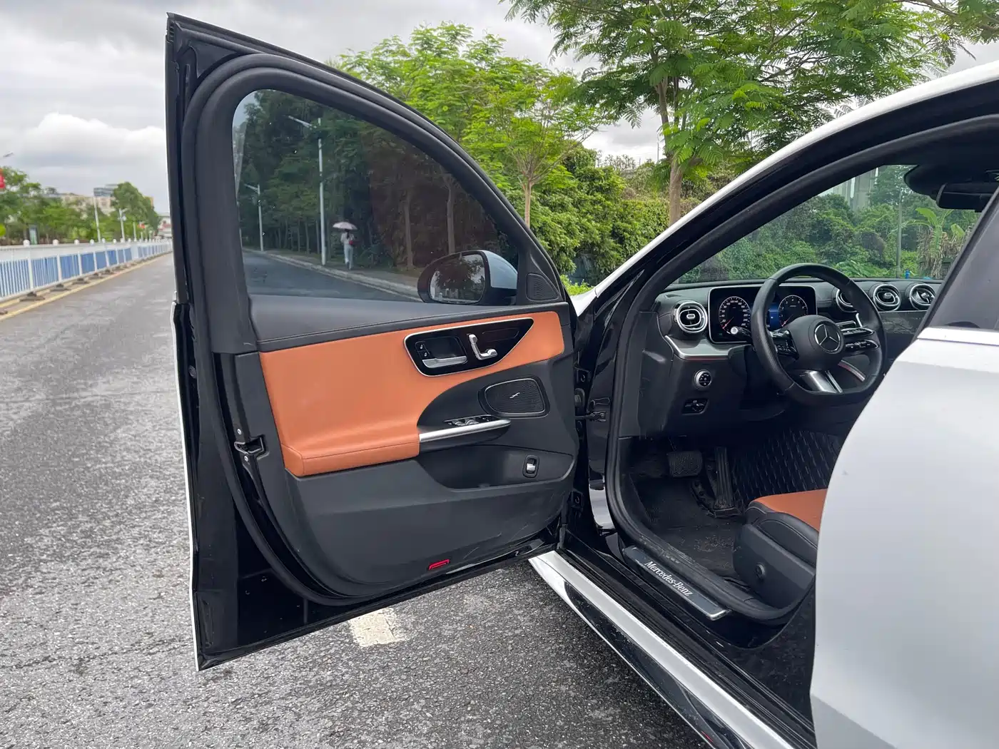 Mercedes-Benz C-Class 2023 Facelift C 260 L Sport Edition фото 21