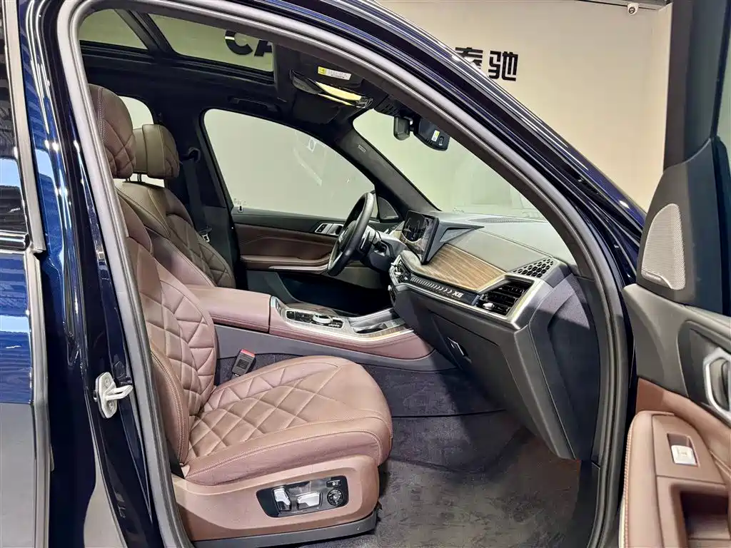 BMW X5 2023 xDrive 40Li M Sport Package фото 20