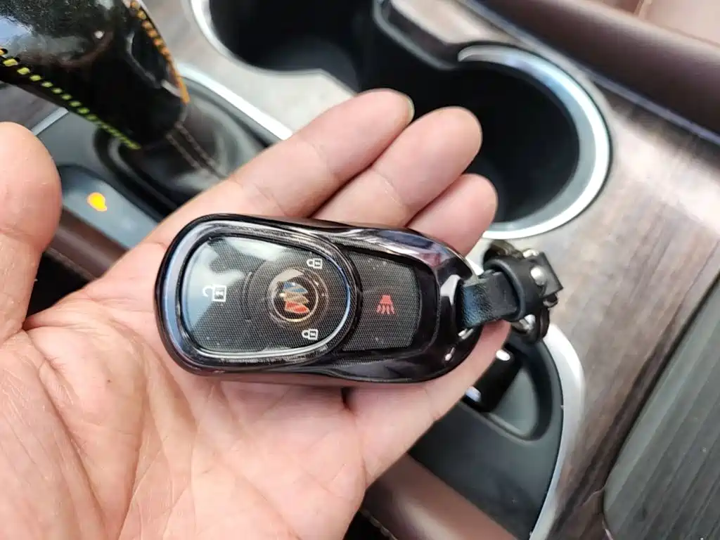 Photo 9 - Buick Envision Plus