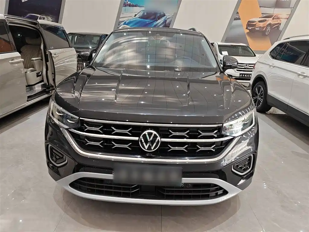Volkswagen Tayron 2024 300TSI 2WD Luxury Plus Advanced фото 3