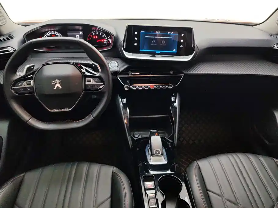 Peugeot 2008 2023 2022 230THP THE ONE