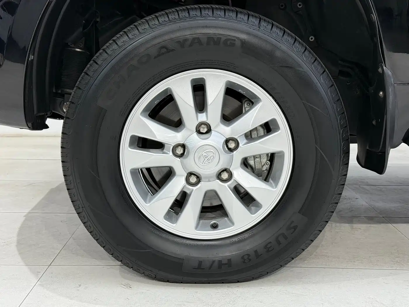 Toyota Land Cruiser 2007 4.7L Automatic VX-R фото 8