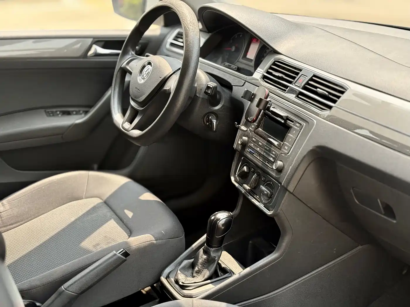 Volkswagen Santana 2017 Gran Santana 1.6L Auto Trendline фото 10