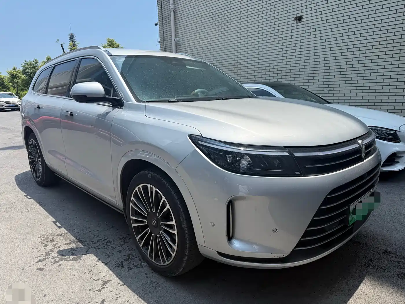 AITO Wenjie AITO M7 2024 1.5T AWD Plus 5-Seater 2