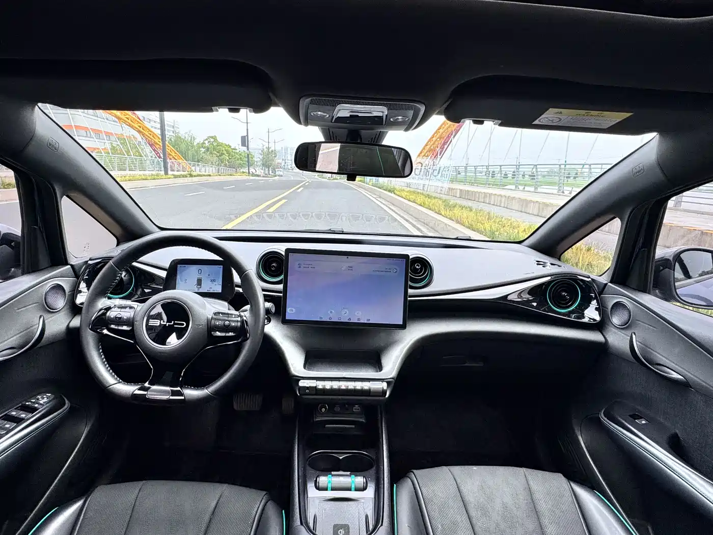 BYD Dolphin 2024 Glory Edition 420km Fashion Edition фото 5