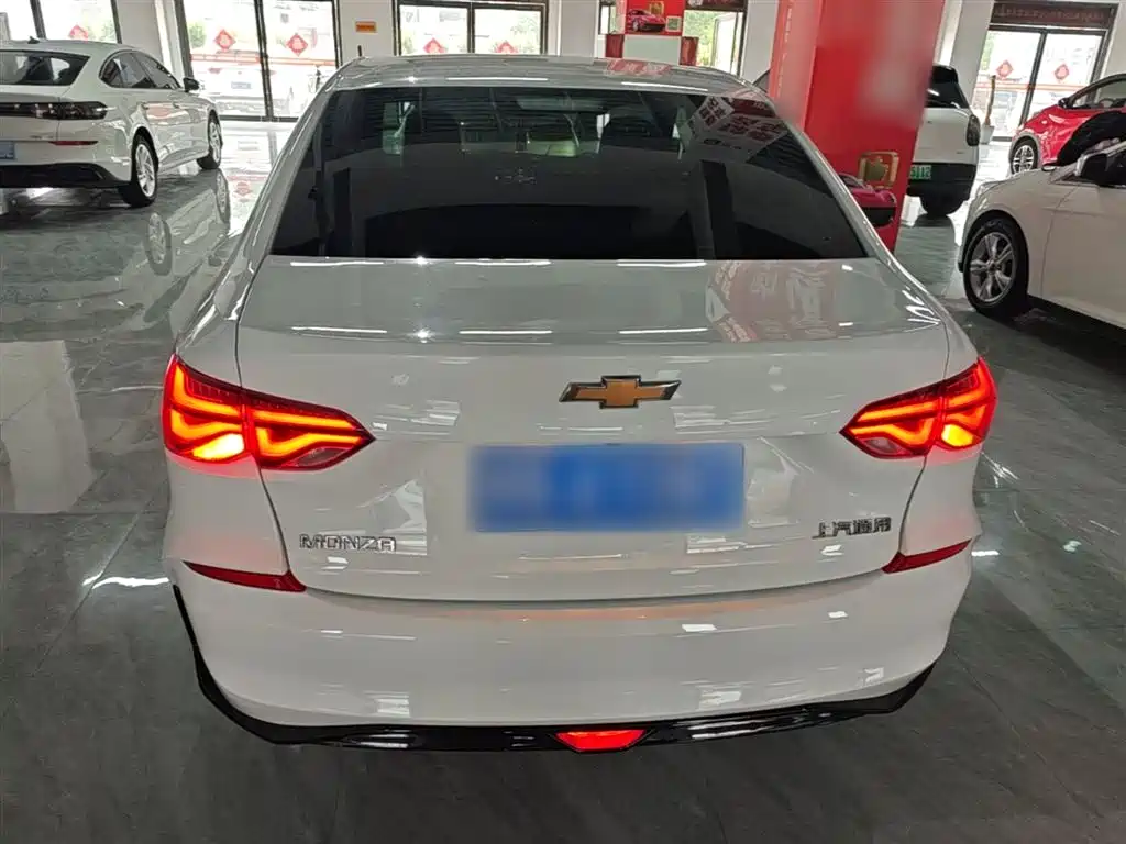CHEVROLET CRUZE