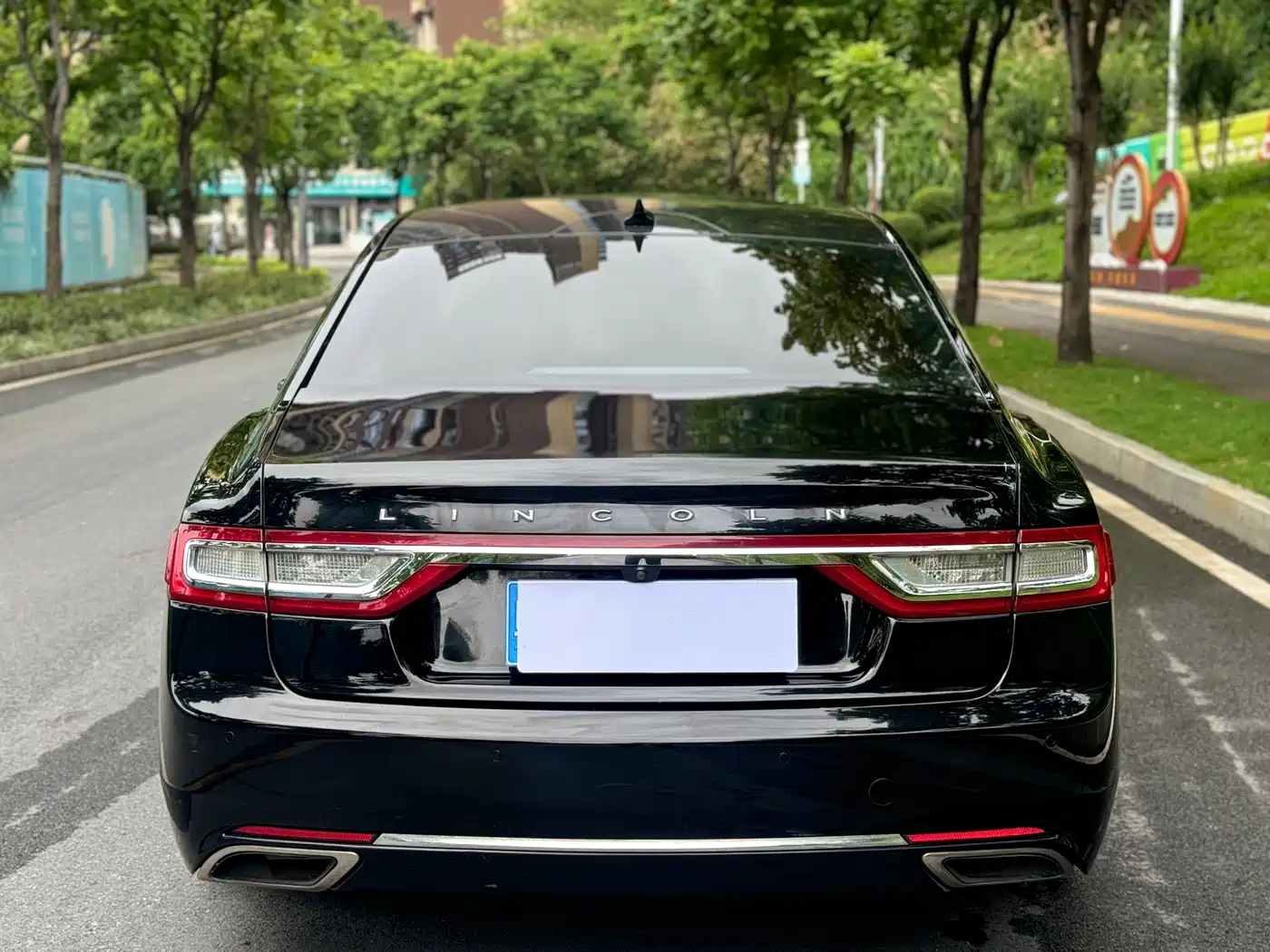 Lincoln Continental 2019 2.0T 2WD Zunya Edition China V фото 6