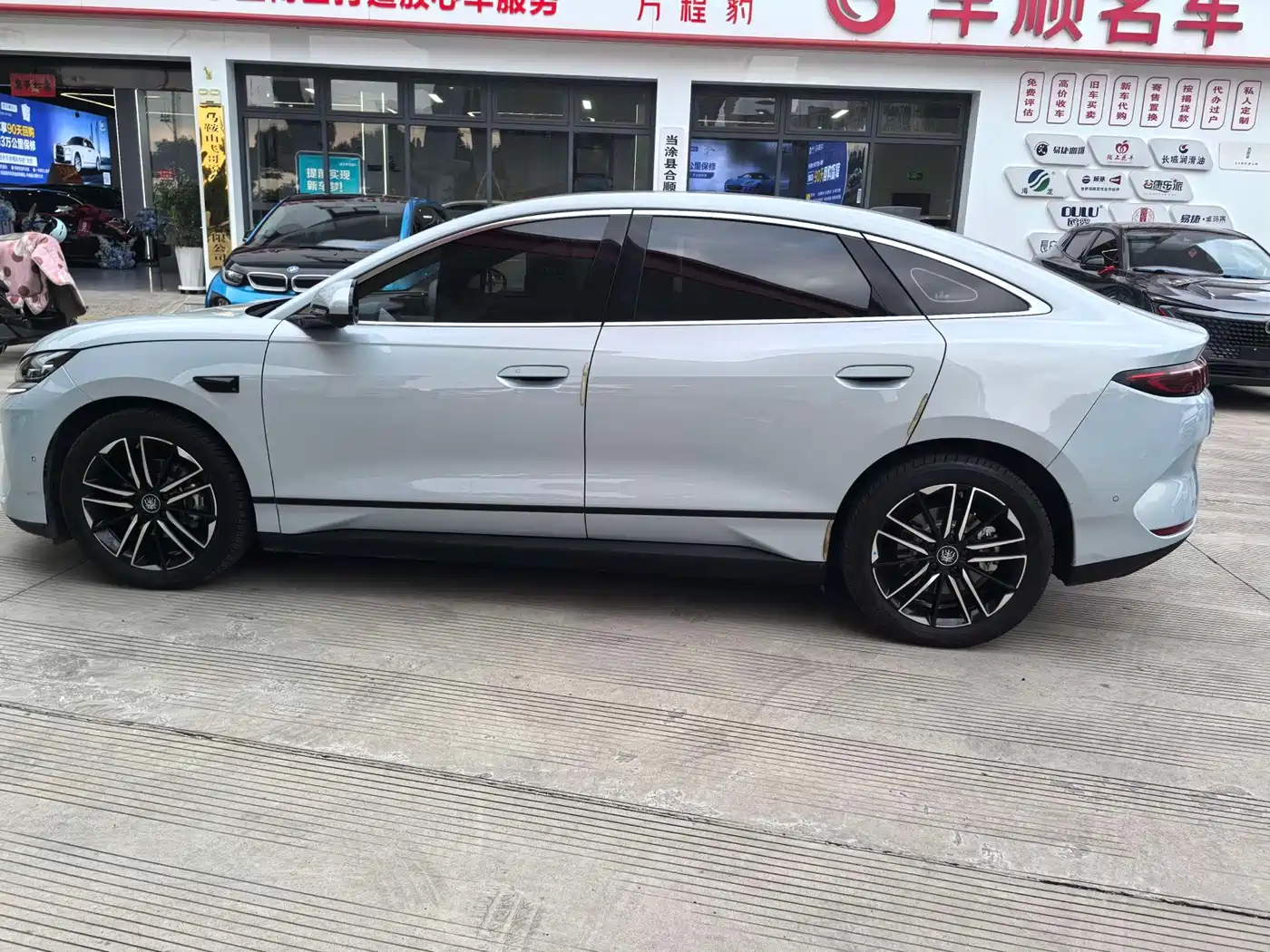 BYD Qin L 2025 Model EV 545KM Excellence Edition фото 5