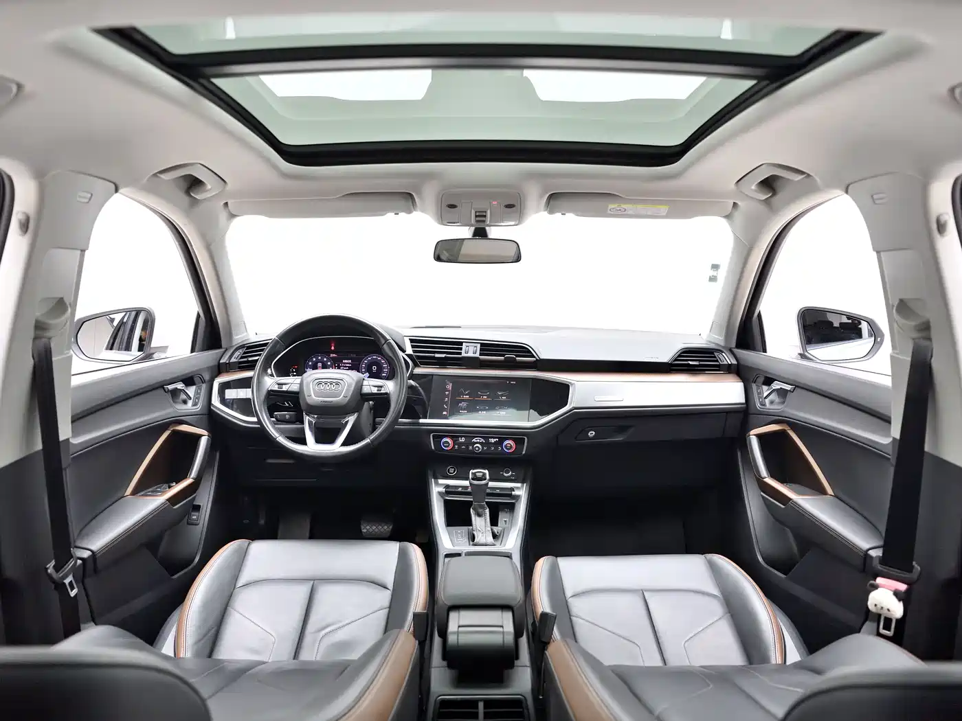 Фото 9 - Audi Q3