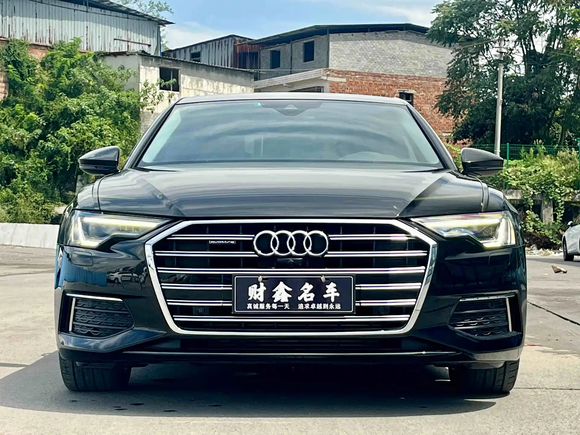 Фото 2 - Audi A6L