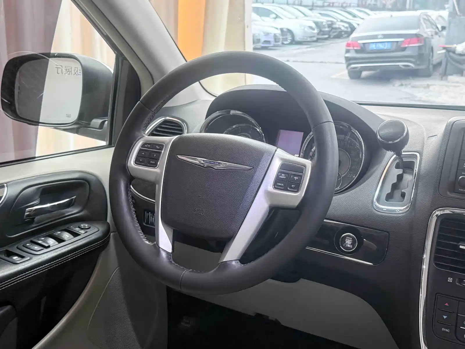 Фото 5 - Chrysler Pacifica