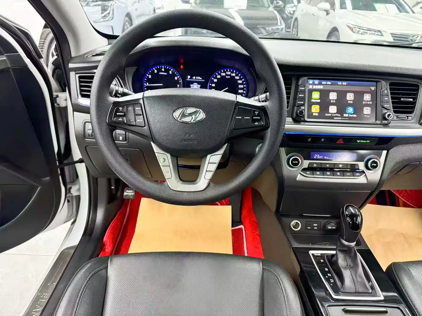 HYUNDAI NAME PICTURE