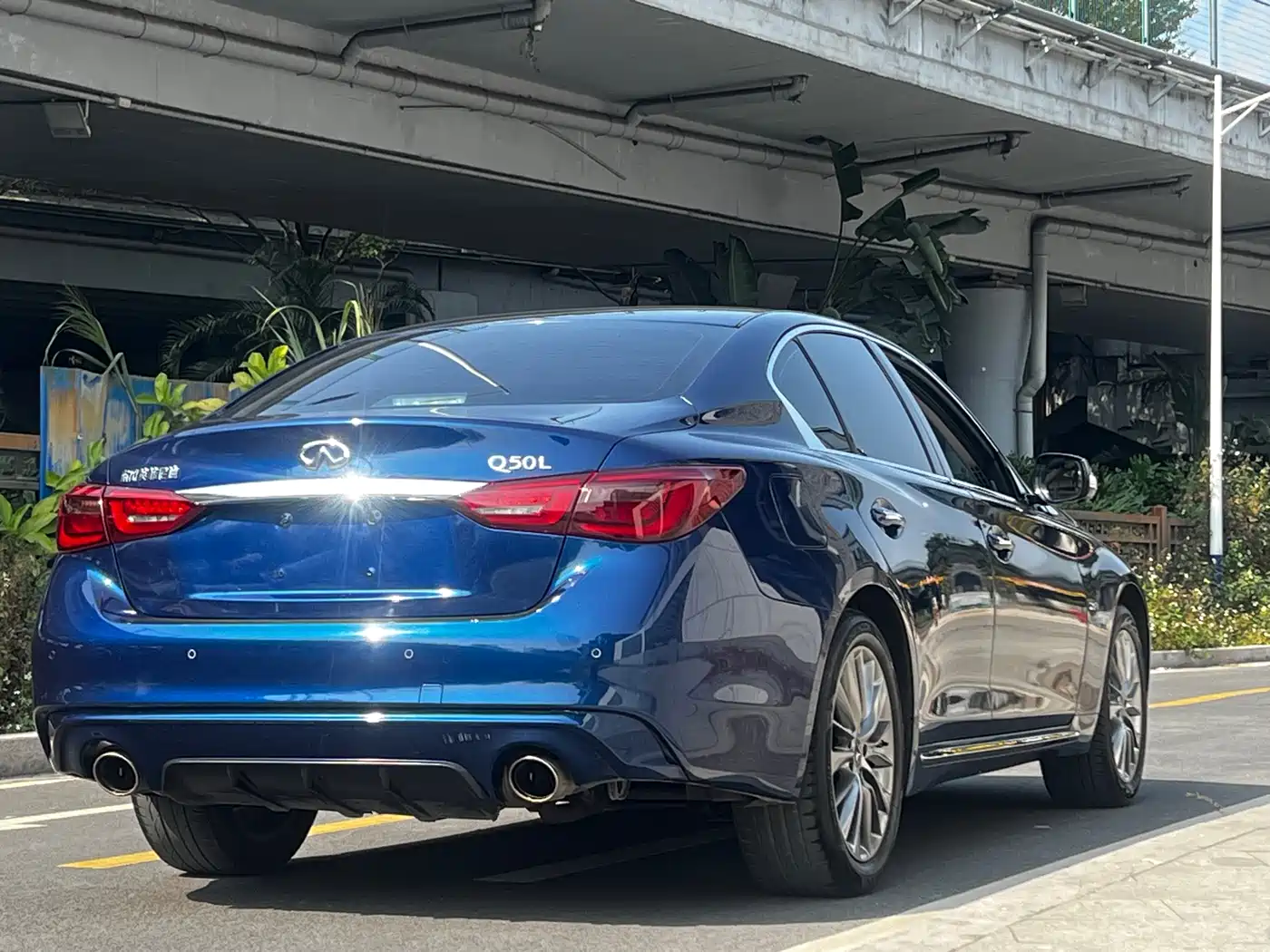 Infiniti Q50L 2019 2018 2.0T Premium Edition (China VI)