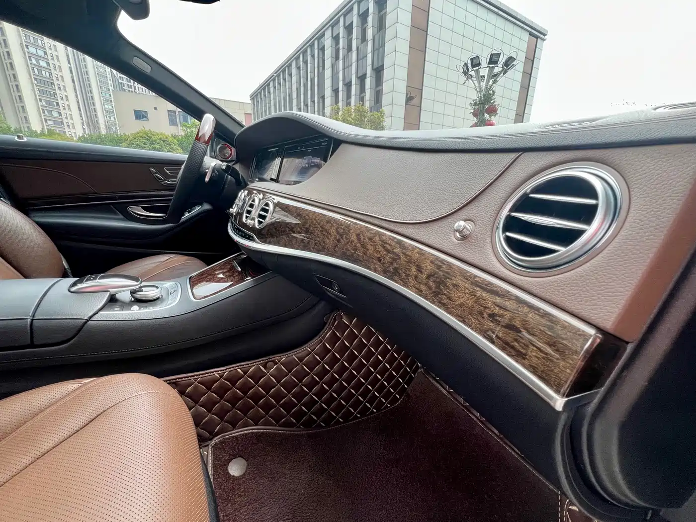 Mercedes-Benz S-Class 2016 S 320 L Luxury фото 20
