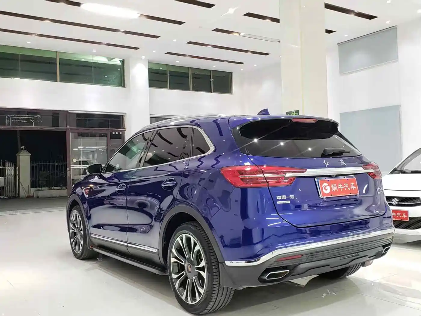 Hongqi HS5 2019 2.0T Smart Connect Enjoy 4WD Edition фото 12