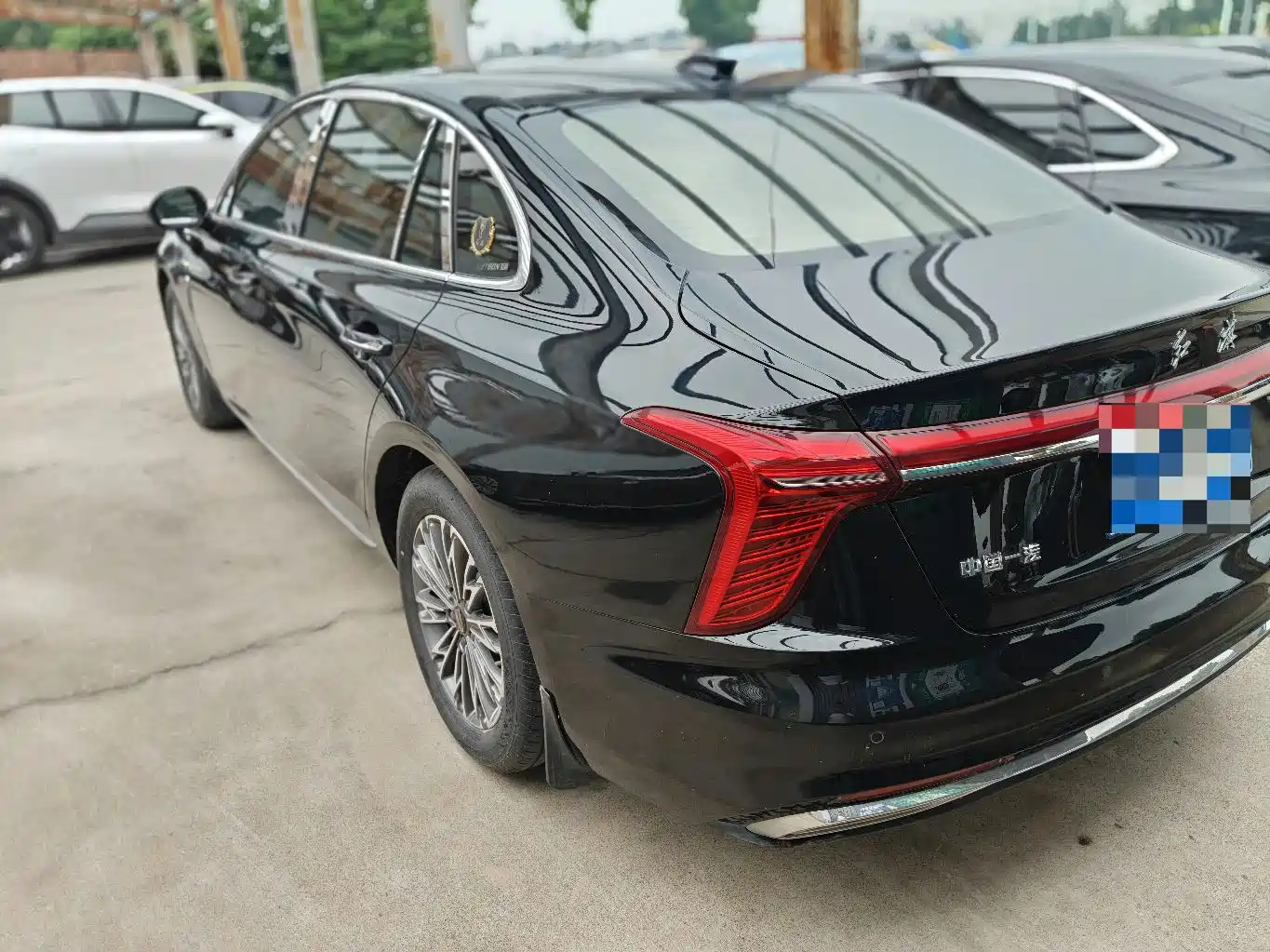 Hongqi H5 2024 1.5T DCT Smart Connect Flag Rhythm Edition фото 7