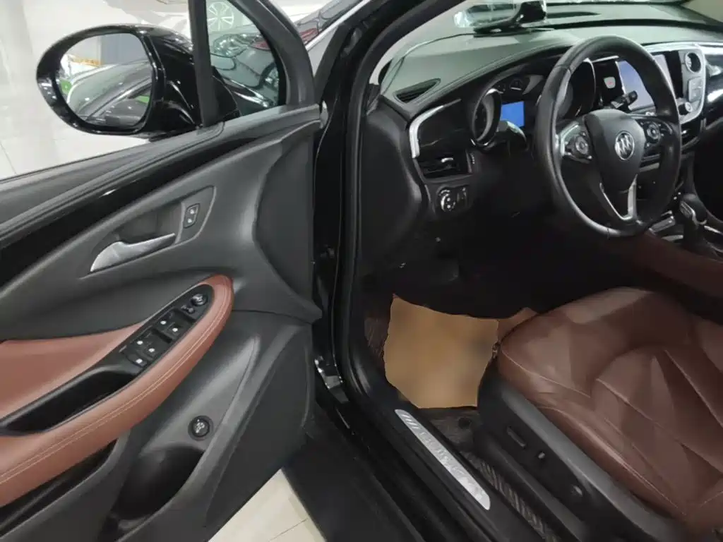 Фото 16 - Buick Envision Plus