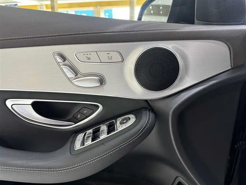 Mercedes-Benz GLC 2022 Facelift GLC 260 L 4MATIC Dynamic фото 14