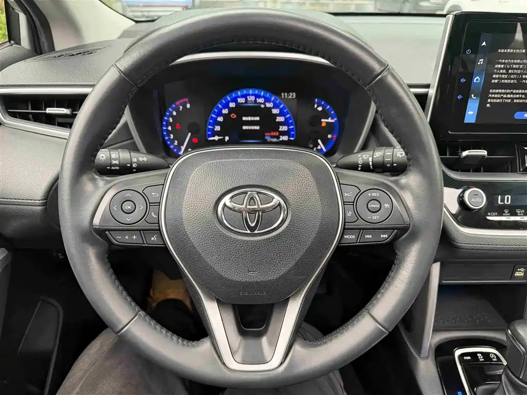 Toyota Corolla Cross 2022 2.0L Flagship Edition фото 11