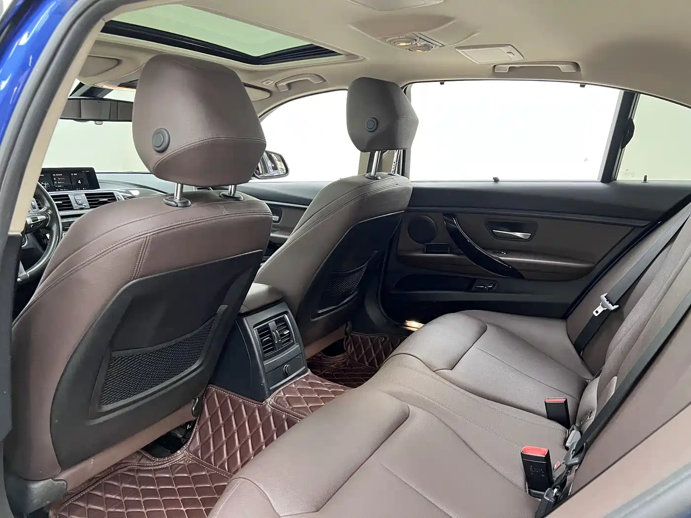 BMW 3 Series 2019 320Li M Sport Package фото 18
