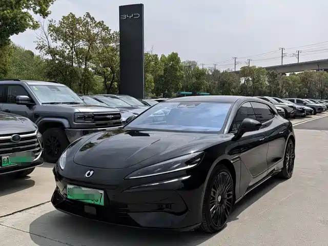 DENZA Z9 GT
