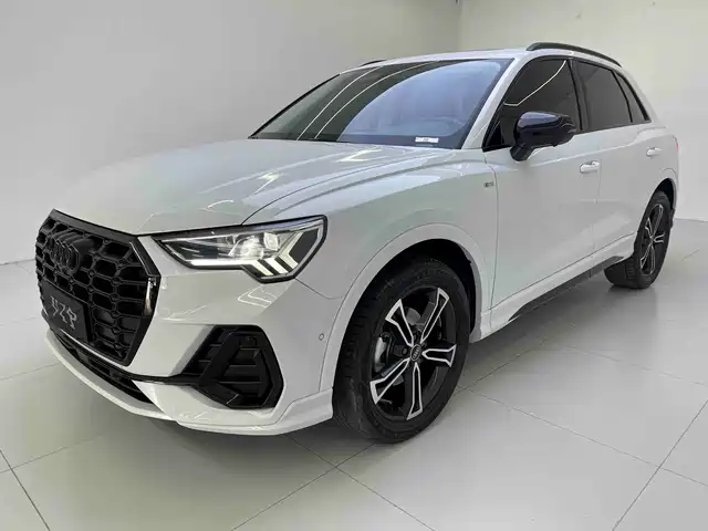 Audi Q3 35 TFSI, Стиль Драйв
