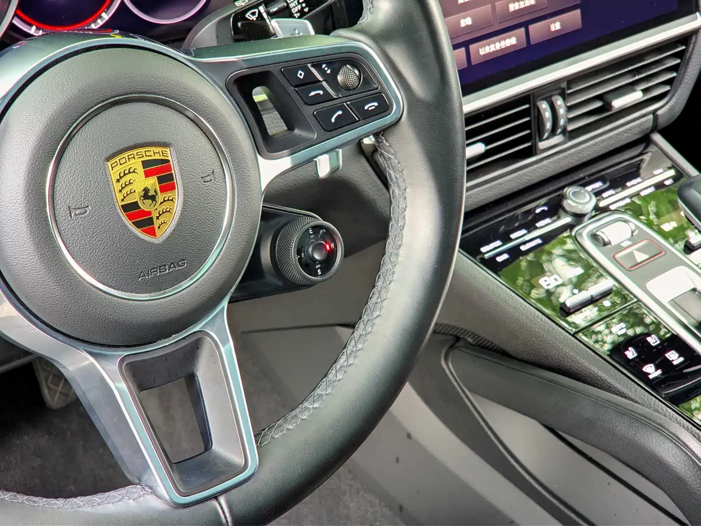 Porsche Cayenne New Energy 2023 2022 Cayenne E-Hybrid 2.0T Platinum Edition