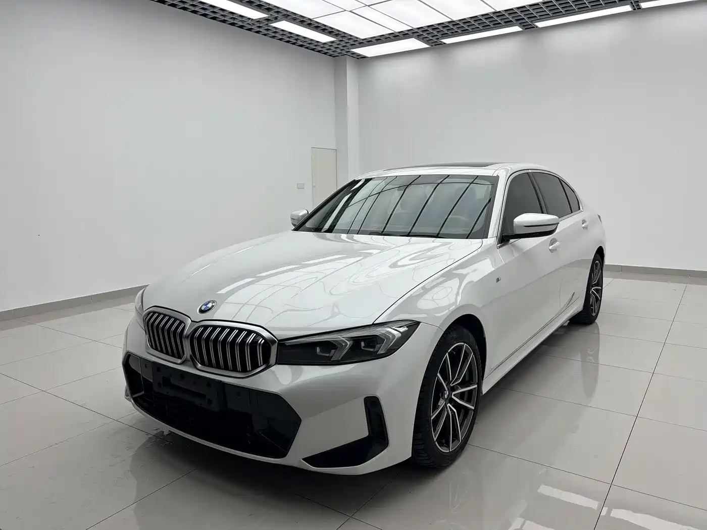 BMW 3-SERIES