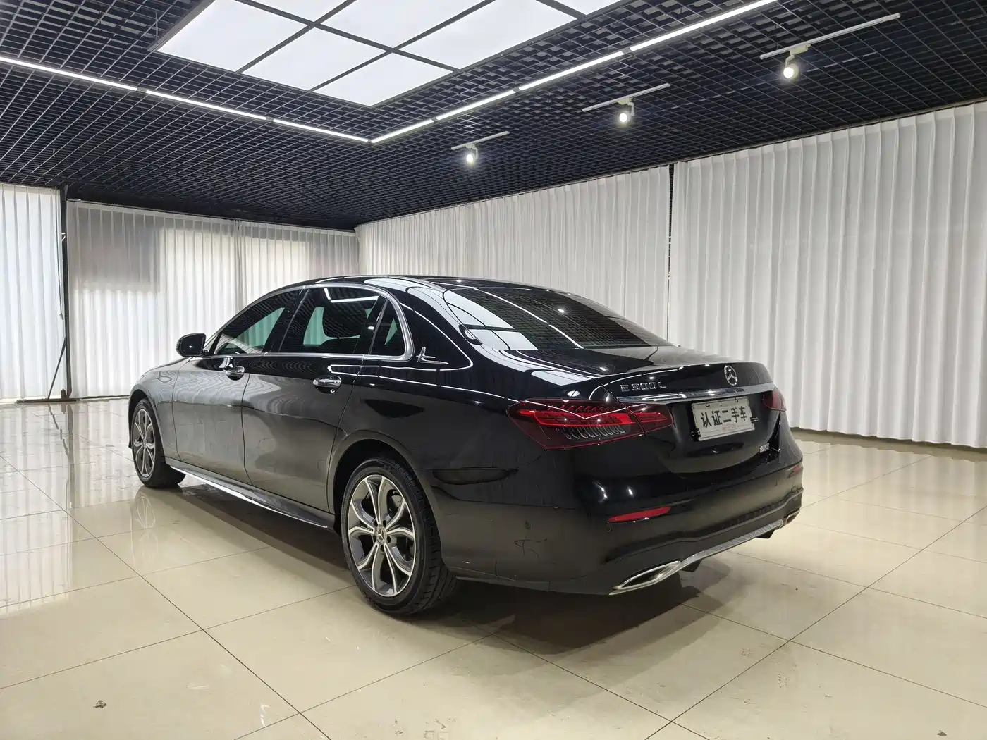 Mercedes-Benz E-Class 2021 E 300 L Fashion фото 7