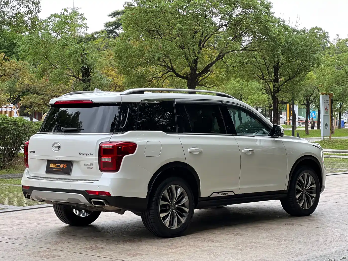 GAC Trumpchi Trumpchi GS8 2017 320T 2WD Luxury Smart Connect (7-seater) фото 5
