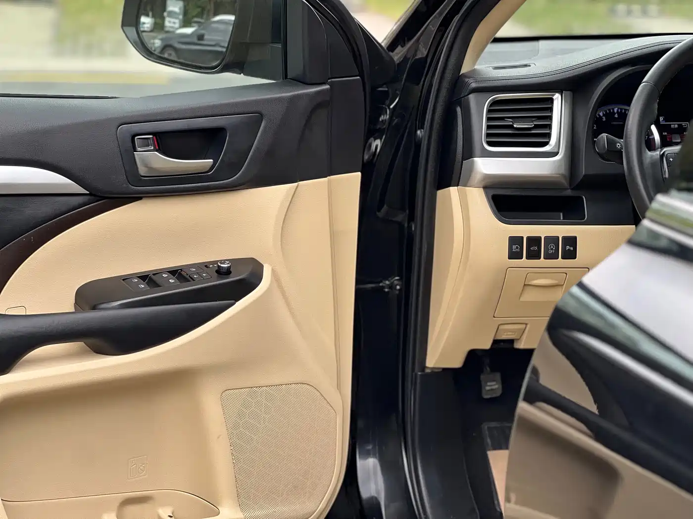 Toyota Highlander 2018 2.0T 4WD Luxury 7-seater (China V) фото 12
