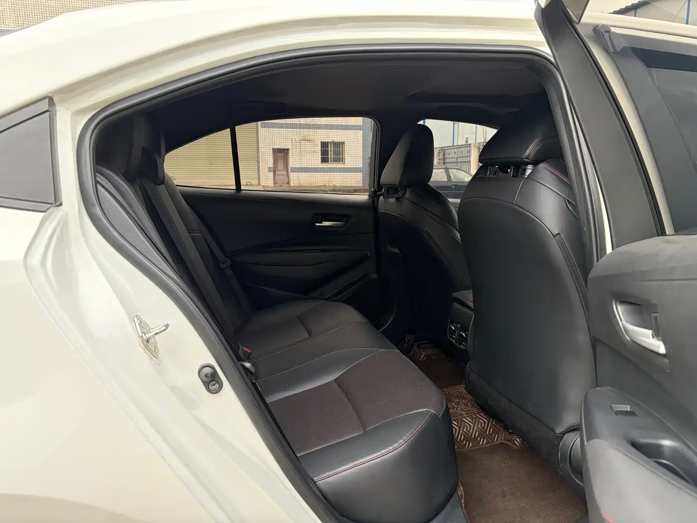 Toyota Levin 2021 185T CVT Sport Edition фото 10