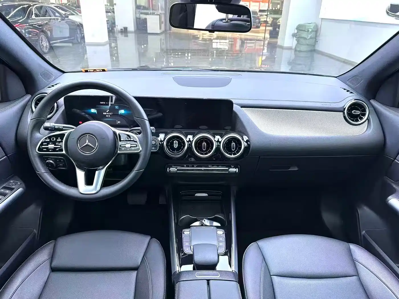 Mercedes-Benz GLA 2023 2023 GLA 200